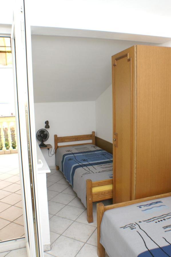 Apartments By The Sea Mandre, Pag - 4098 Exteriér fotografie
